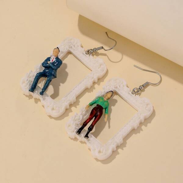 

Figure Decor Square Drop Earrings, White