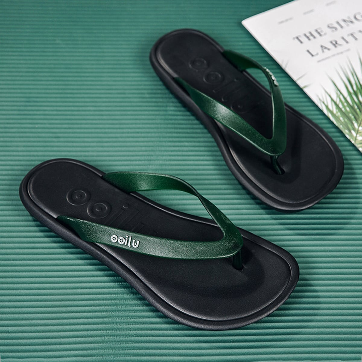 Мужские вьетнамки с текстовым принтом