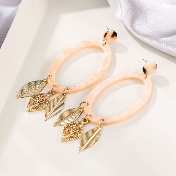 

Oval Decor Leaf Drop Earrings, Gold