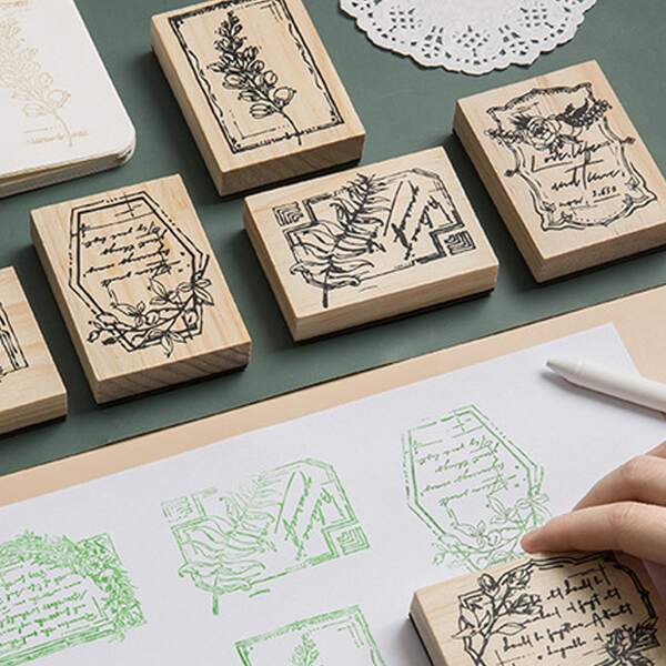 

1pc Random Vintage Pattern Wooden Stamp, Khaki