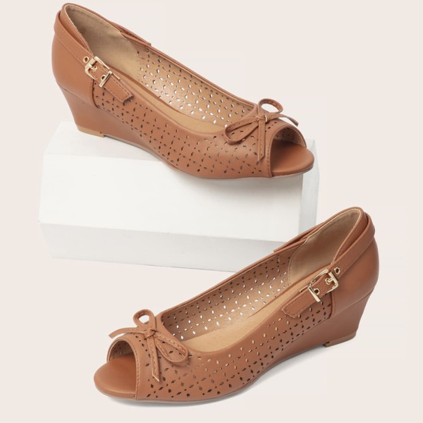 

Bow Decor Laser Cut-out Court Wedges, Brown