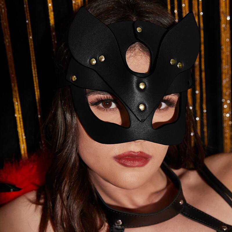 

Plus PU Fox Shaped Costume Mask, Black