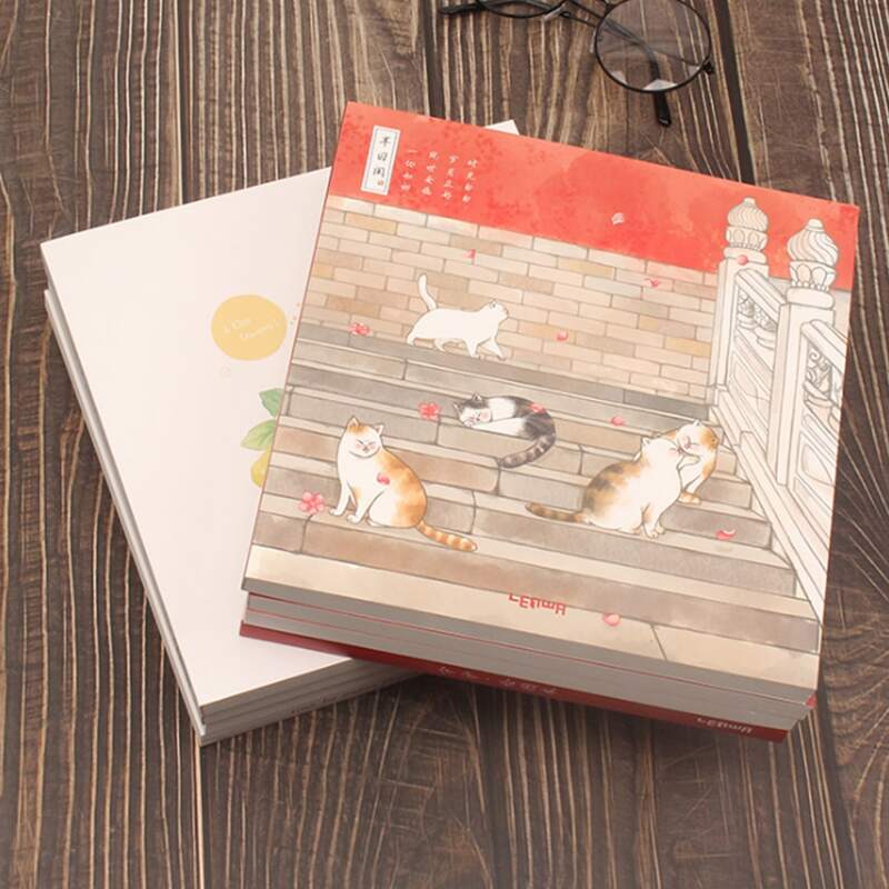 

1pc Cartoon Graphic Random Notebook, Multicolor