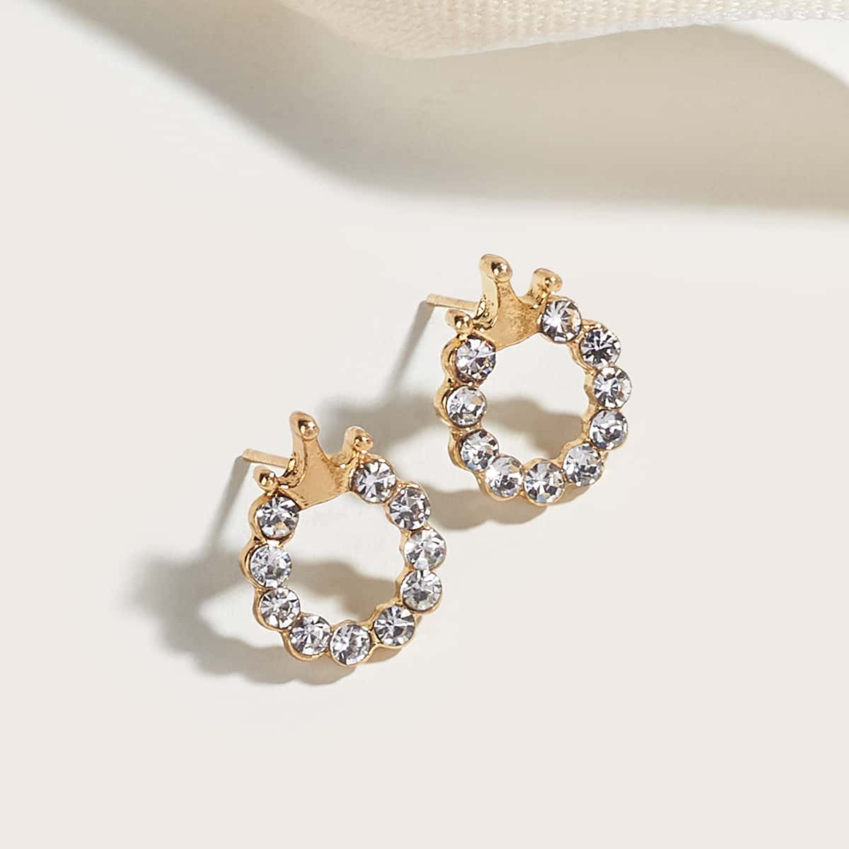 

Rhinestone Stud Earrings, Gold