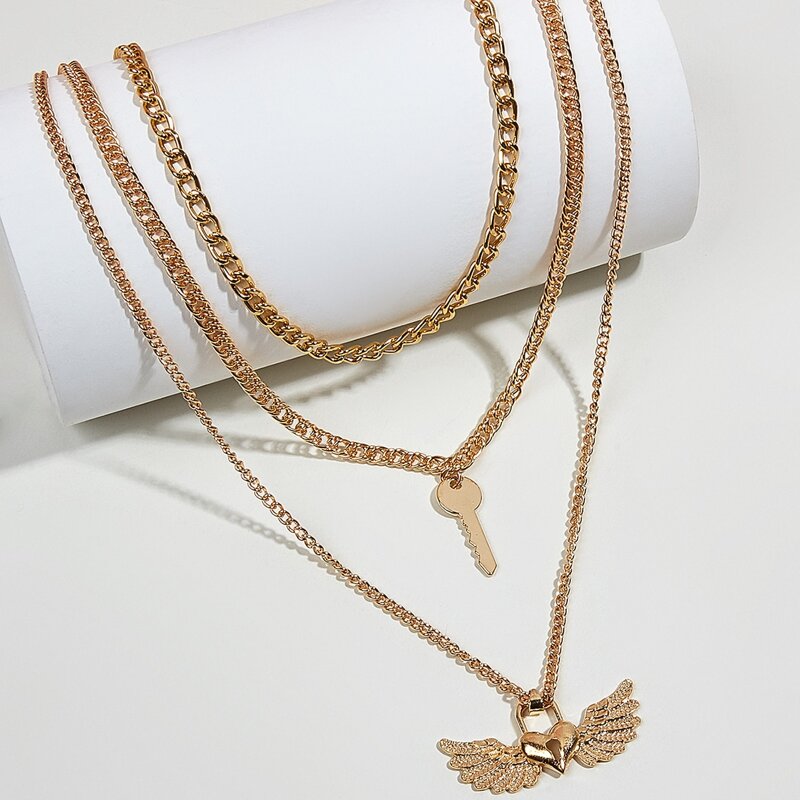 

2pcs Heart Lock & Key Charm Necklace, Gold