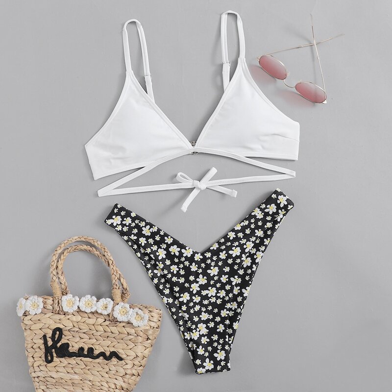 

Ditsy Floral High Leg Bikini Swimsuit, Black and white