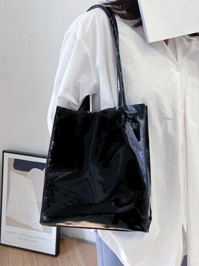 Bolso de hombro de charol - 100 ideas de regalos para el día de la madre