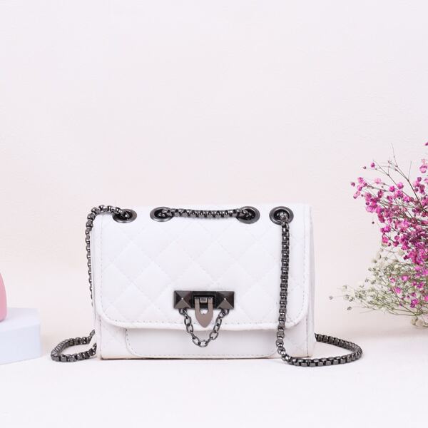 

Girls Quilted Chain Shoulder Bag, White