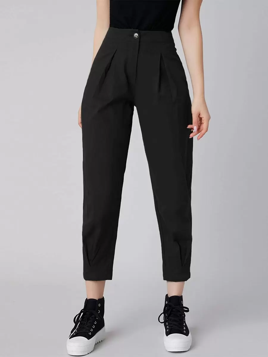 Mulvari Fold Pleated Detail Cropped Trousers - Black - View 1