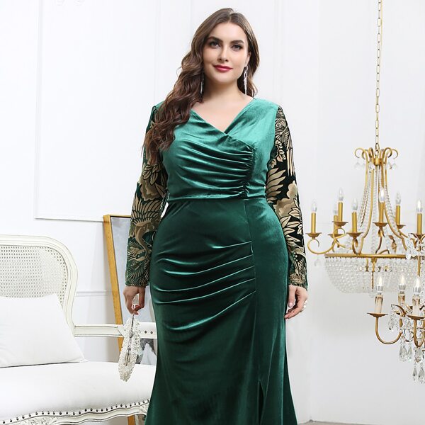 

Plus Velvet Split Thigh Maxi Dress, Dark green