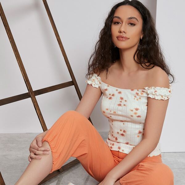 

Ditsy Floral Off Shoulder Top, Apricot