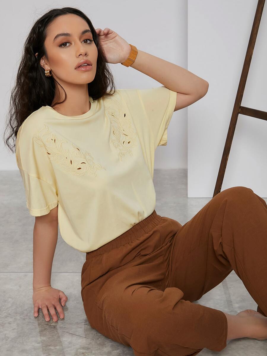 SHEIN 網眼刺繡上衣 - 黃色 - 查看 1