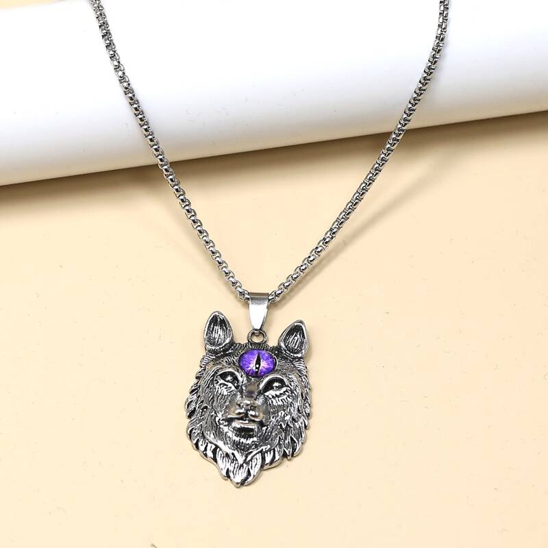 

Guys Animal Head Charm Necklace, Silver