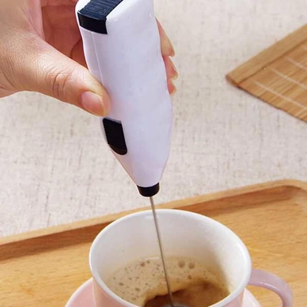 

1pc Mini Electric Whisk, White