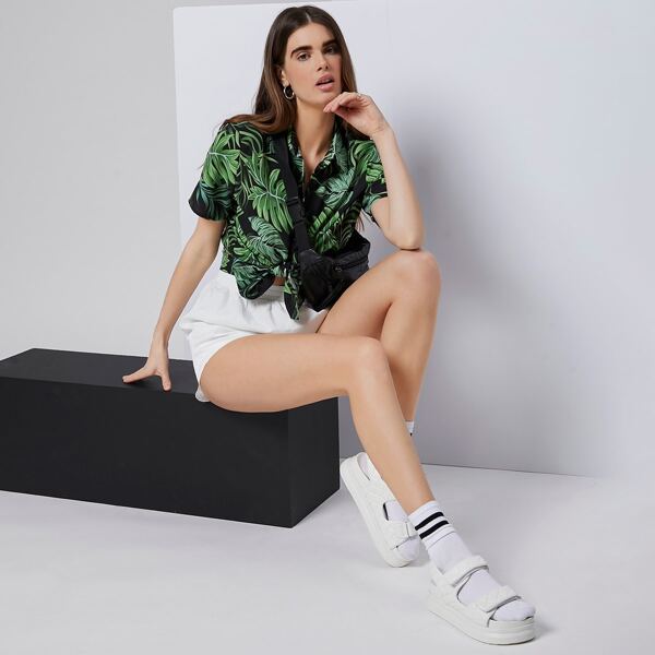 

Allover Tropical Print Blouse, Multicolor