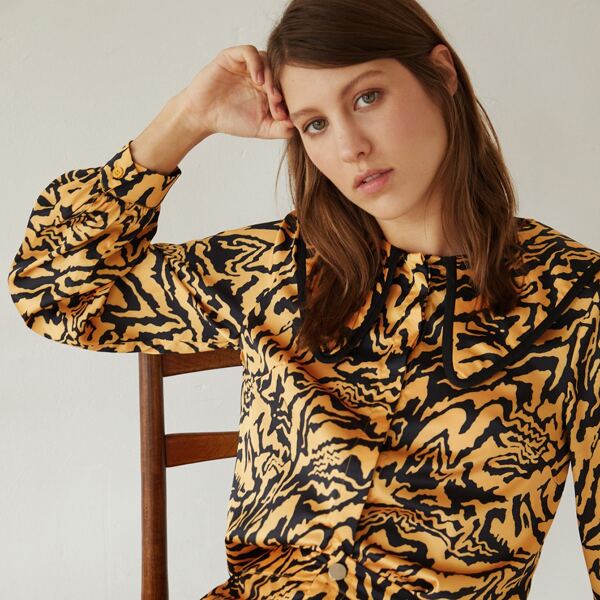 

Tiger Stripe Statement Collar Satin Blouse, Multicolor