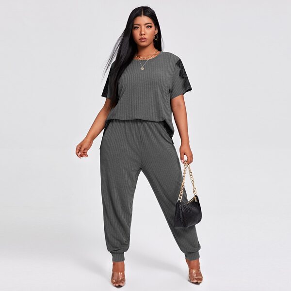 

Plus Contrast Lace Tee & Sweatpants, Dark grey