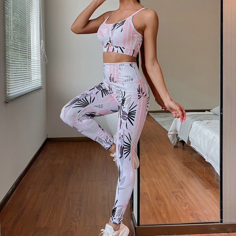 

Plants Print Cami Sports Bra With Leggings, Multicolor