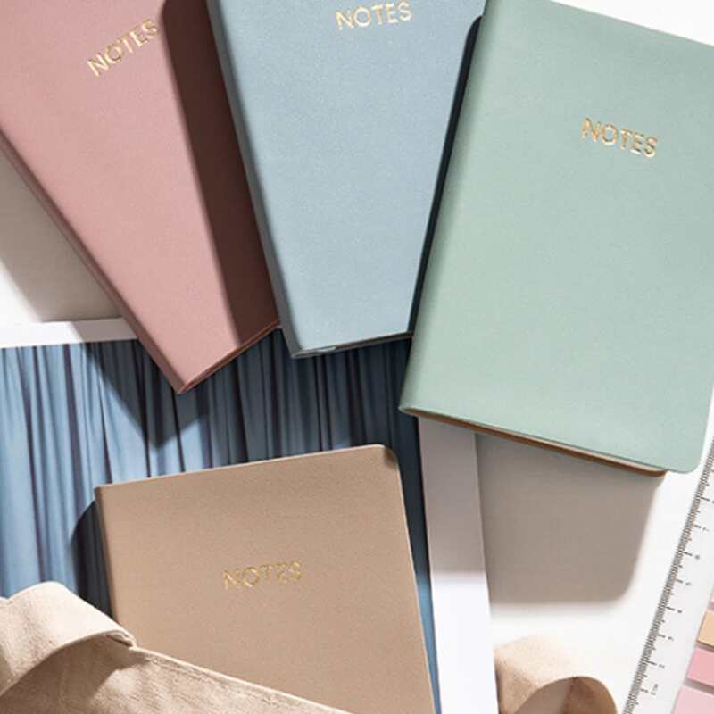 

1pc Letter Graphic Cover Random Notebook, Multicolor