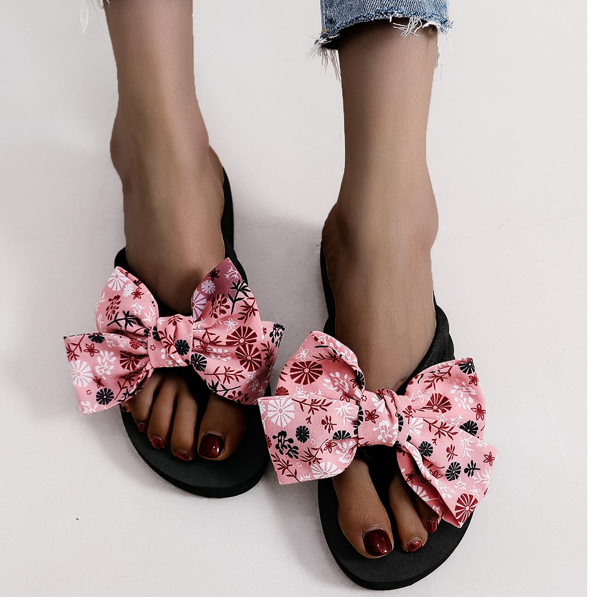 с бантом Со цветочками Модный Тапочки и вьетнамки