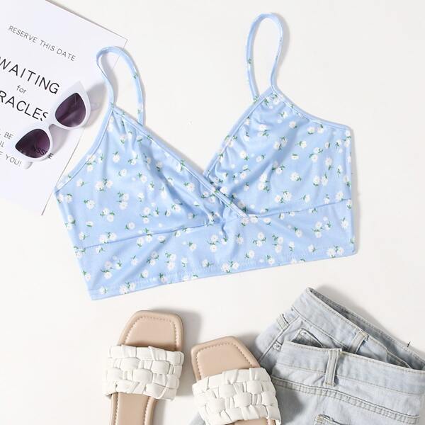 

Plus Surplice Neck Ditsy Floral Crop Cami Top, Baby blue