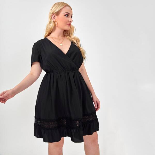 

Plus Contrast Lace Surplice Front Ruffle Hem Dress, Black