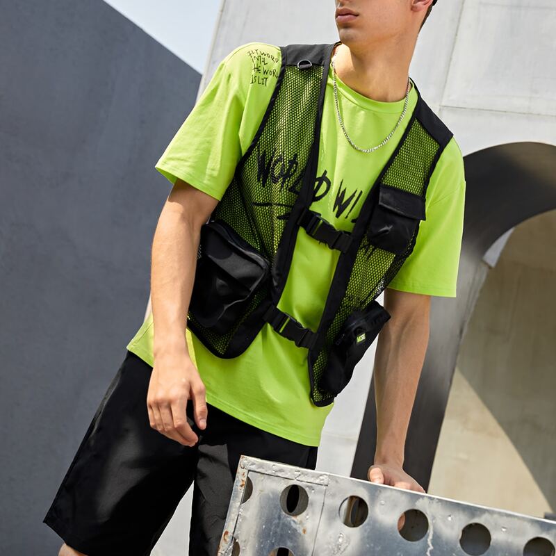 

Guys Patch Pocket Sheer Mesh Insert Push Buckle Front Vest Jacket, Black