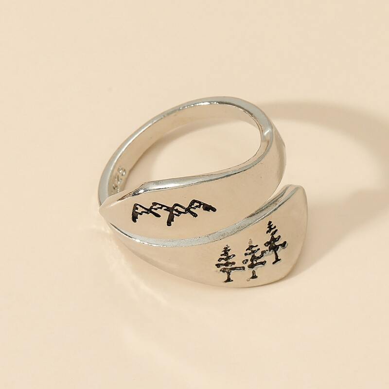 

Engraved Wrap Ring, Silver