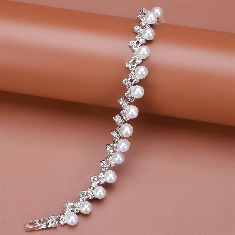 

Rhinestone & Faux Pearl Bracelet, White
