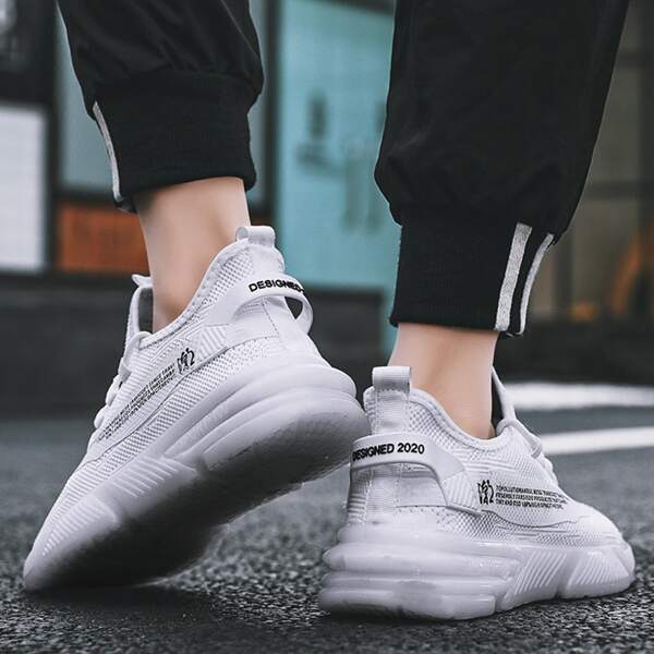 

Men Lace Up Decor Letter Graphic Sneakers, White