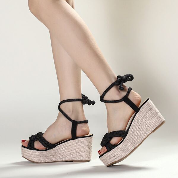 

Braided Design Wedge Sandals, Black