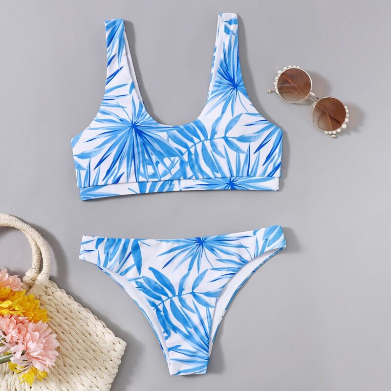 

Leaf Graphic Bikini Swimsuit, Blue and white
