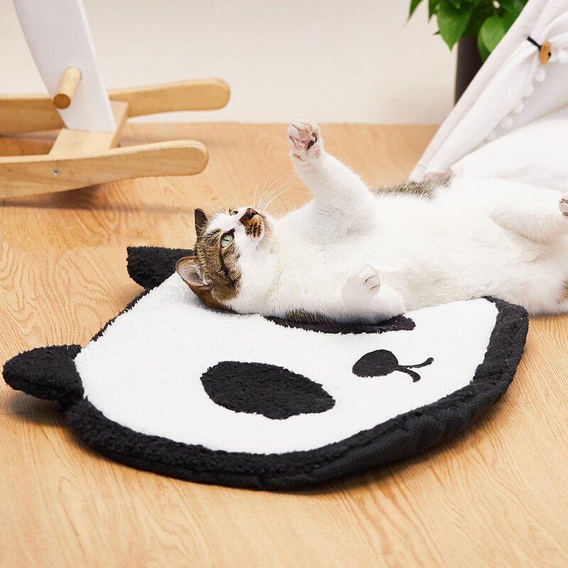 

Panda Design Pet Mat, Black and white