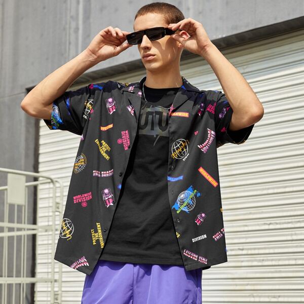 

Men Revere Collar Graphic Print Shirt, Black
