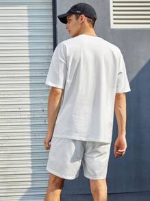 Manfinity RebelGame Men Drop Shoulder Letter Graphic Tee & Shorts Set - White - View 2