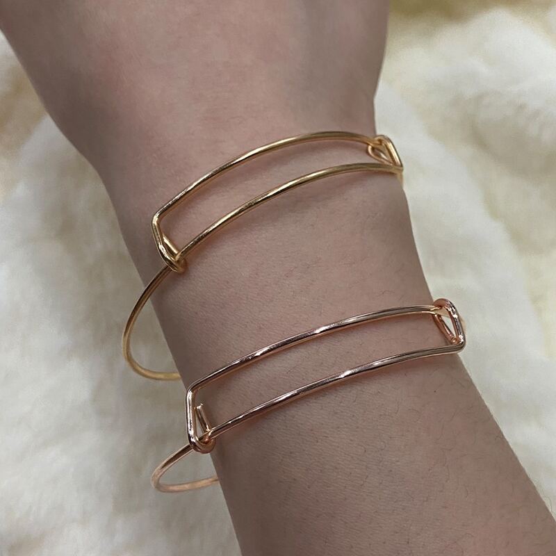 

2pcs Minimalist Bangle Bracelet, Multicolor