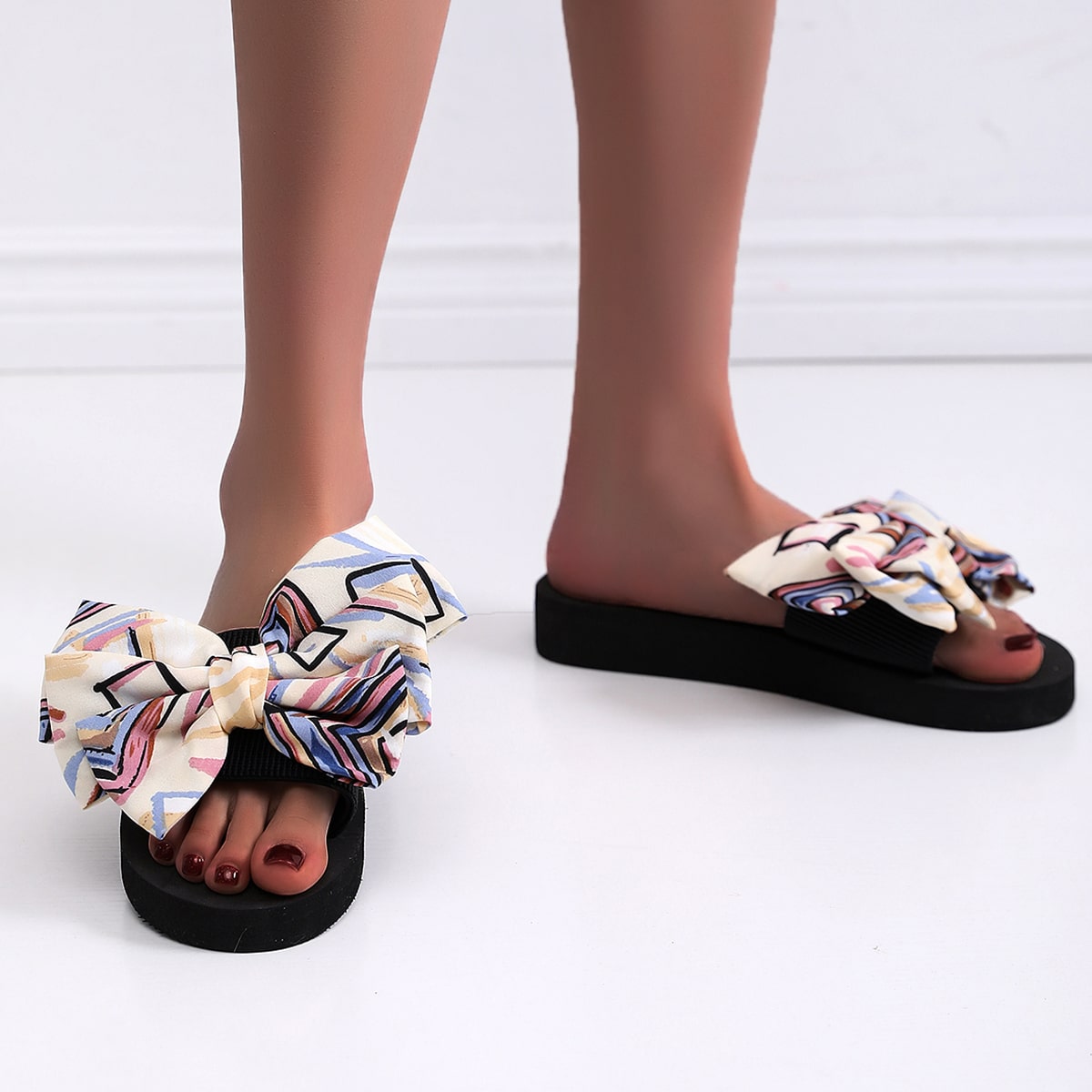 с бантом Контрастный цвет Модный Тапочки и вьетнамки