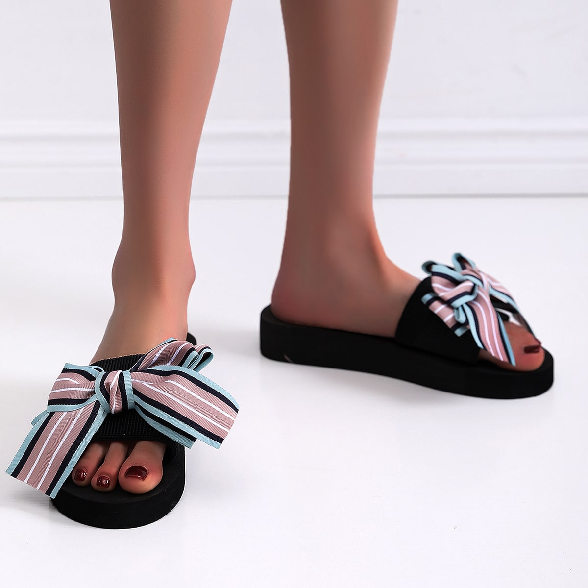 с бантом Полосатый Модный Тапочки и вьетнамки