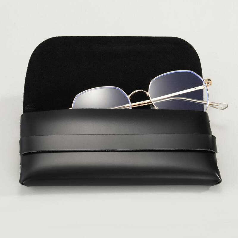 

Solid Glasses Bag, Black