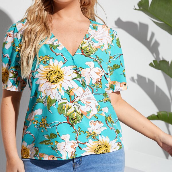 

Plus All Over Floral Print Surplice Neck Blouse, Multicolor