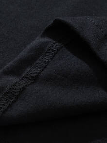 Manfinity Mäns brev- och tecknad T-shirt - Svart - Visa 3