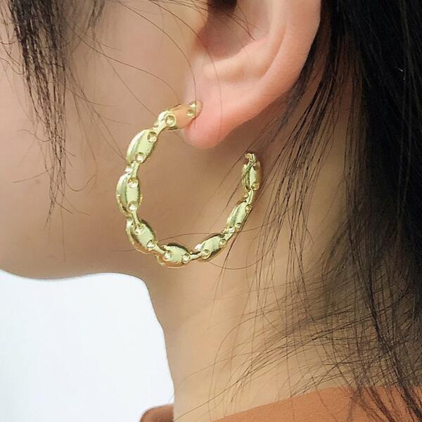 

Metal Cuff Hoop Earrings, Gold