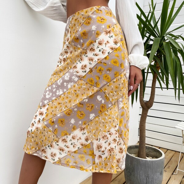 

Zip Back Floral & Patchwork Print Skirt, Multicolor
