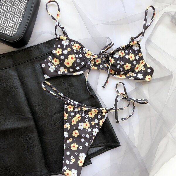 

Floral Underwire Thong Bikini Swimsuit, Multicolor