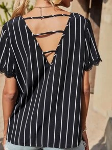 SHEIN VCAY Camisa ribete con encaje de espalda con abertura de rayas - Negro - Ver 1