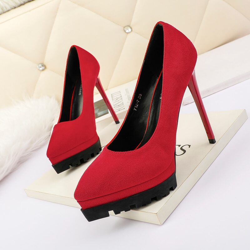 

Ultra High Heeled Suede Court Pumps, Red