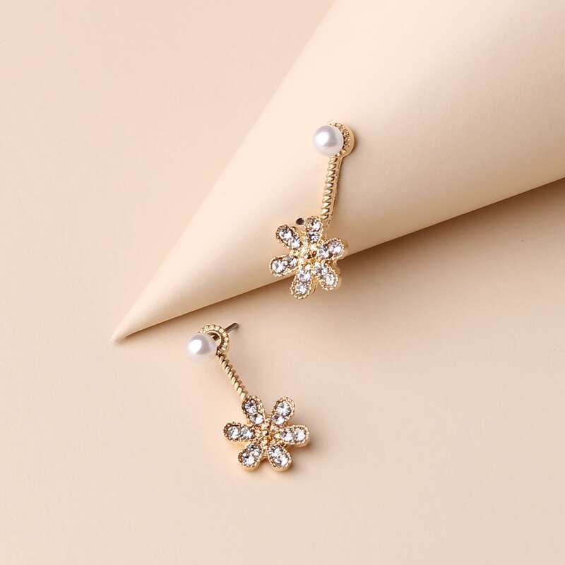 

Rhinestone Floral Stud Earrings, Gold