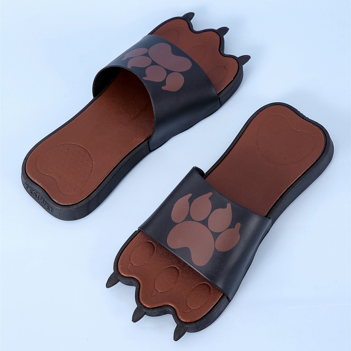 Мультяшный принт Стильный Тапочки и вьетнамки