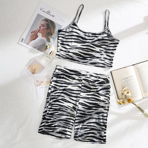 

Tiger Striped Cami Top & Shorts Set, Multicolor