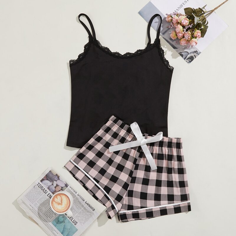 

Plaid Print Contrast Lace Cami Pajama Set, Multicolor
